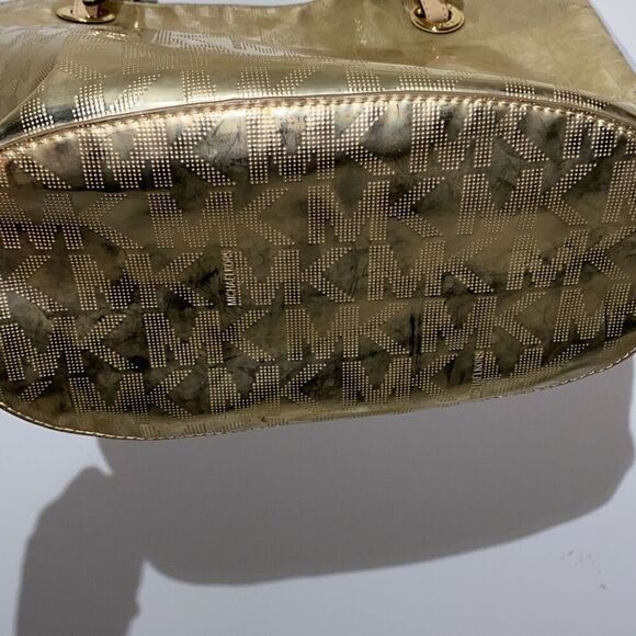 Michael Kors Women's Gold Monogram Logo Metallic Mirror Jet Set Tote Bag Medium - Picture 4 of 16